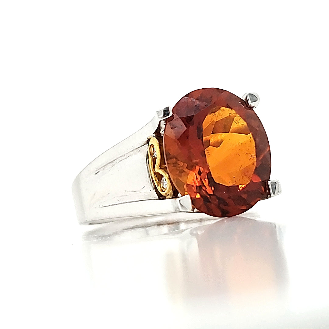 Citrine and Diamond Engagement Ring in 18 K Gold