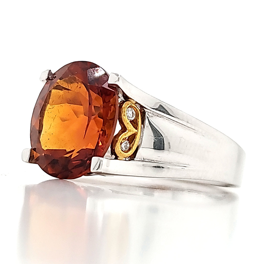 Citrine and Diamond Engagement Ring in 18 K Gold
