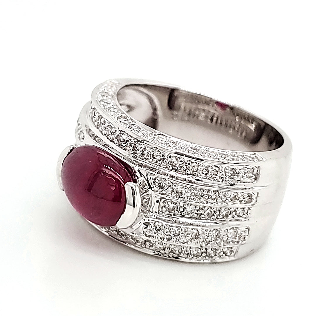 2.74 Carat Ruby Cabochon and Diamond White Gold Engagement Ring