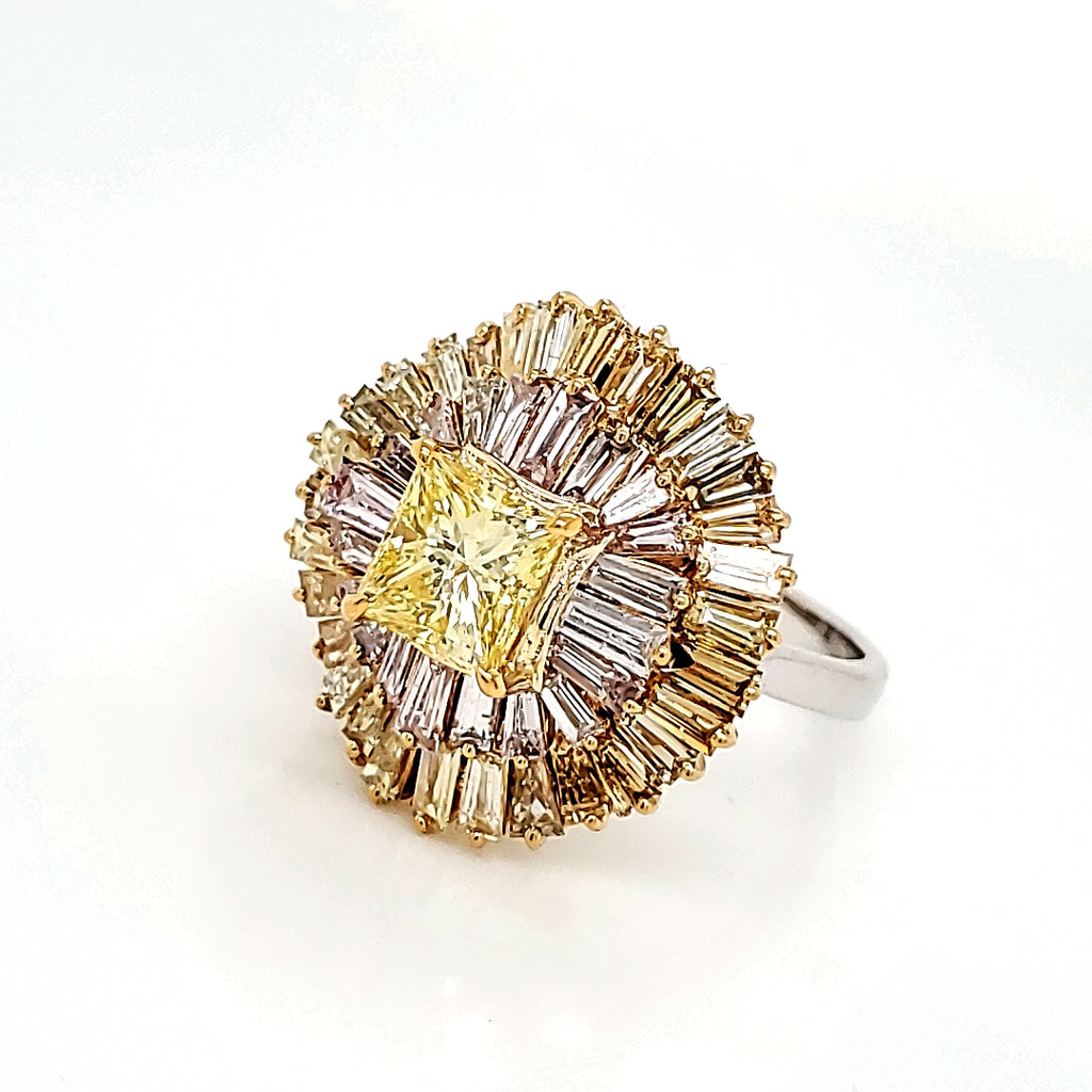 18K White Gold 1.06 cts Yellow Diamond with Pink Diamond Ring