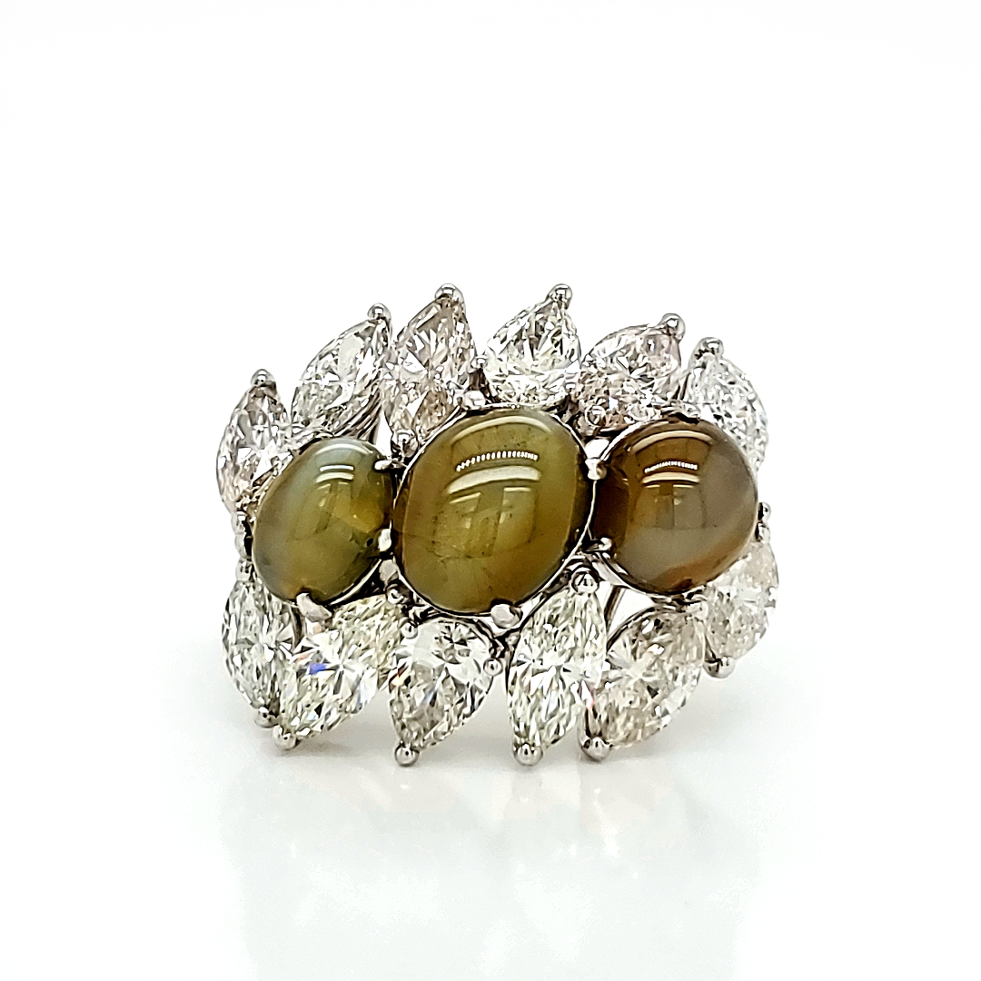 18k White Gold Cat’s Eye Cts 10.1 Diamond Engagement Ring