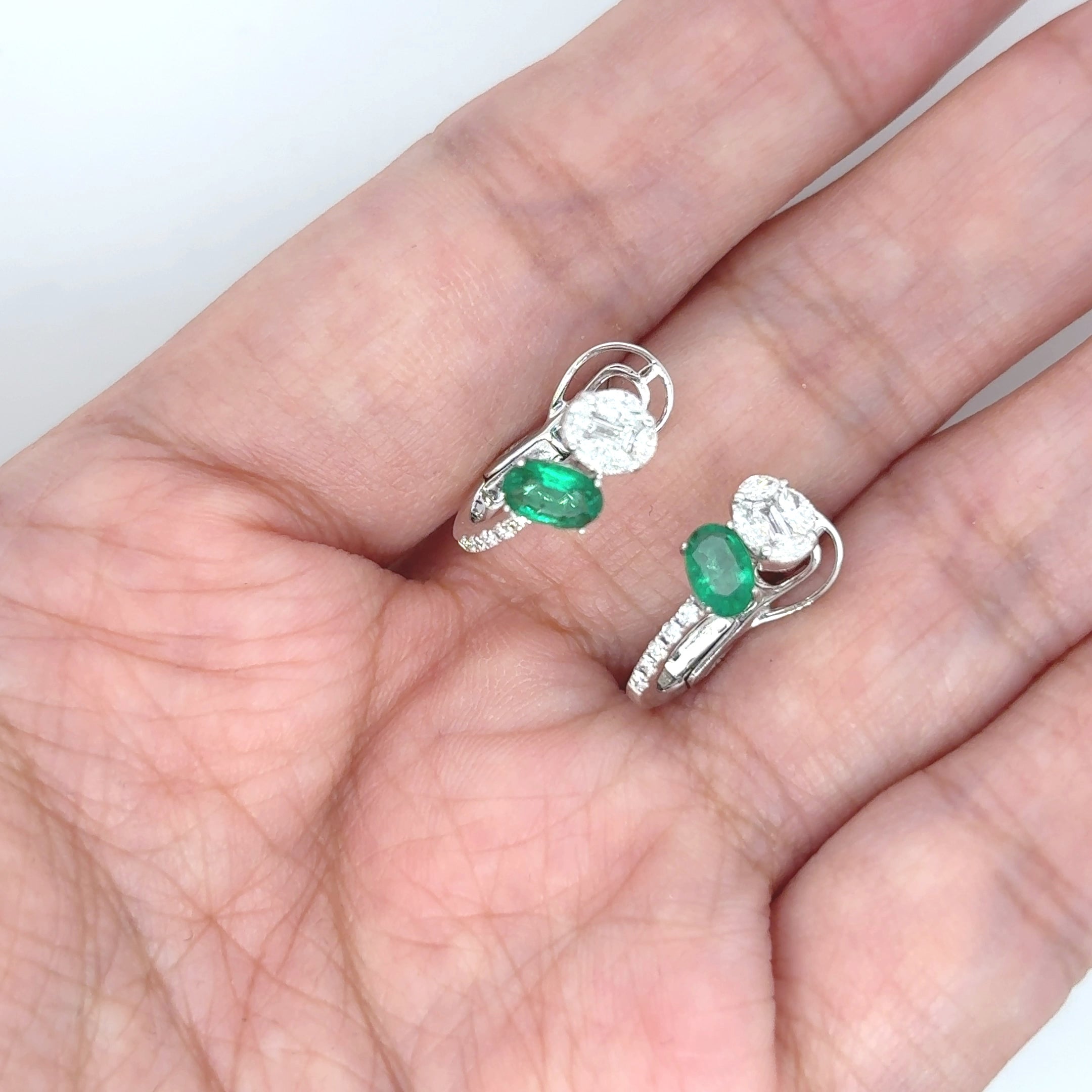 Two Stones Emerald Earrings - BV 16