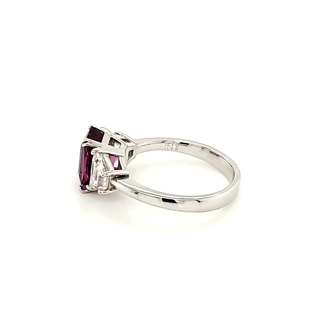 GRS Certified Cushion Vivid Pink Sapphire Cts 2.32 Half Moon Diamond Engagement