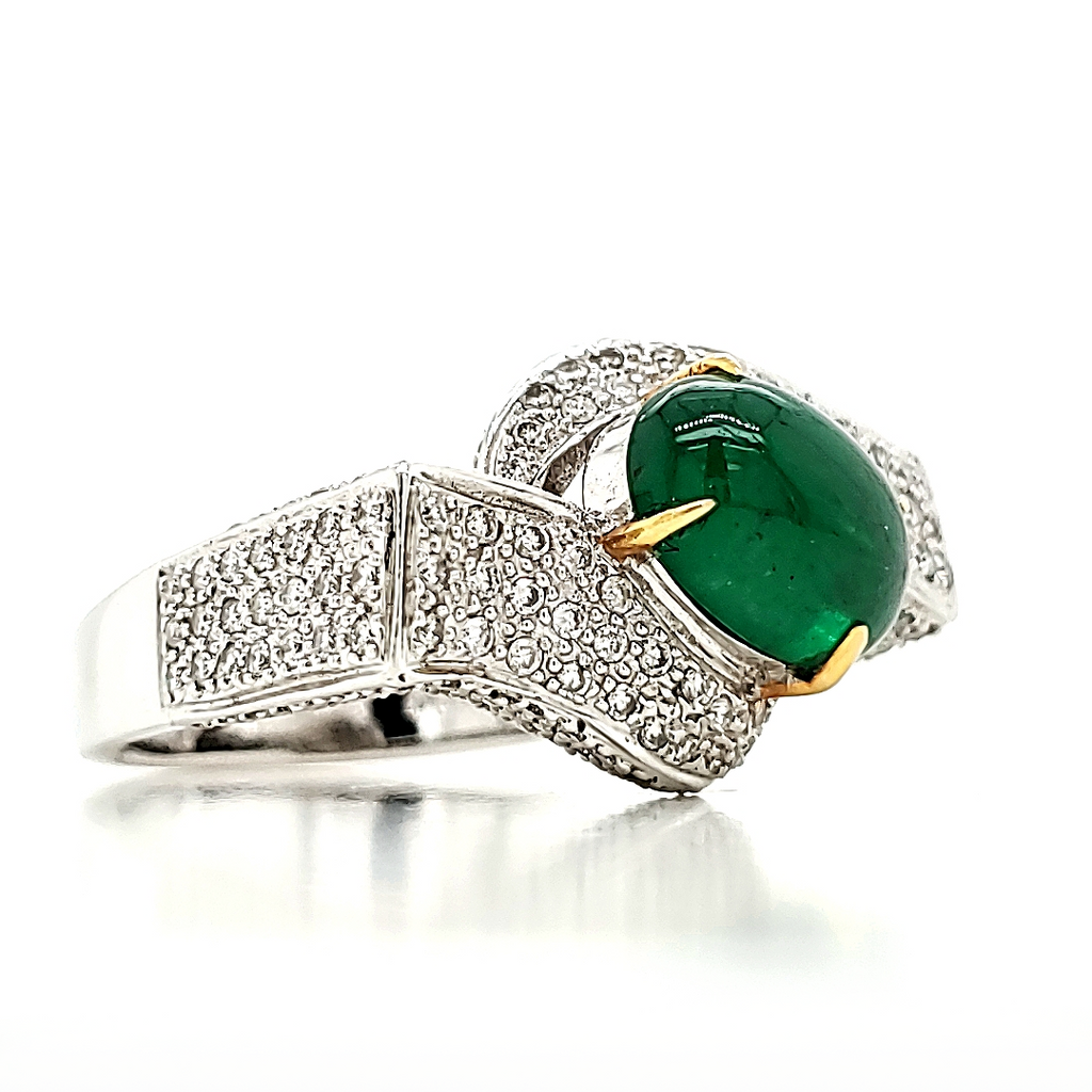 Emerald Cabuchon Cts 2.11 and Diamond Engagement Ring