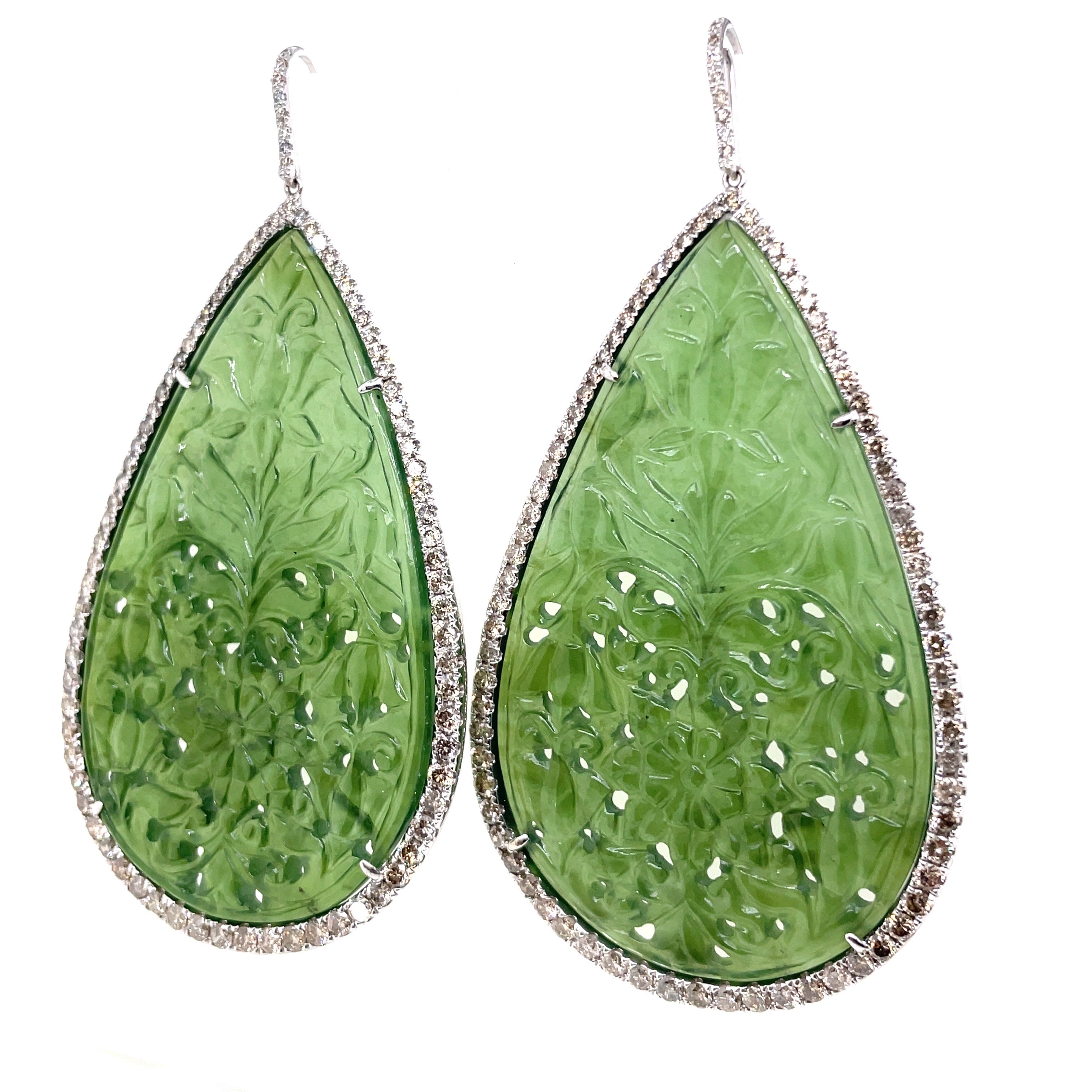 Pear-Shaped Serpentine Carvings Cts 116.39 & Diamond Earrings set 18k White Gold