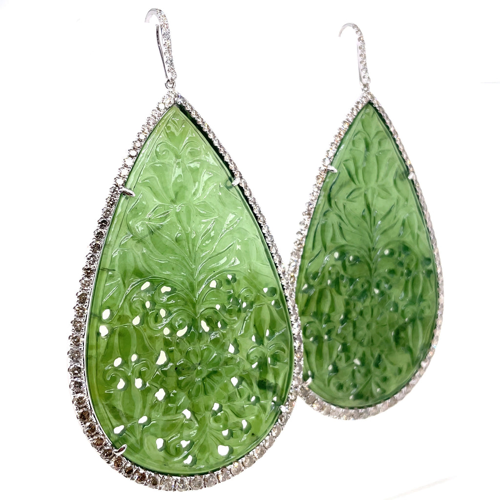 Pear-Shaped Serpentine Carvings Cts 116.39 & Diamond Earrings set 18k White Gold
